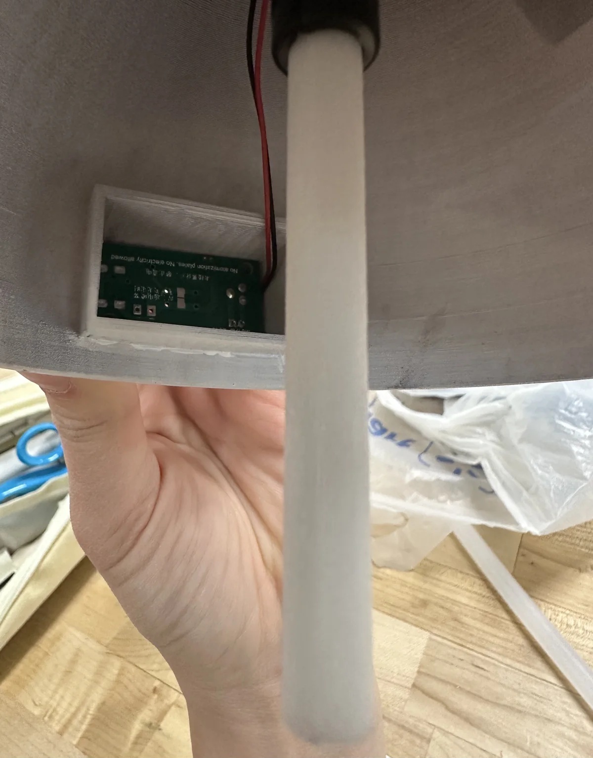 Circuit board fitted inside the printed shell